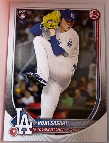 2025 Bowman #12 Roki Sasaki — front