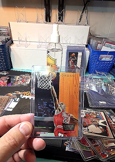 1993 NBA Hoops #1 Michael Jordan Supreme Court — front