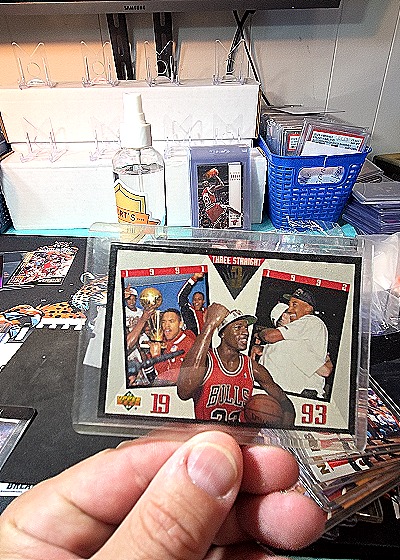 1993-94 Upper Deck Three Straight #SP4 Michael Jordan — front