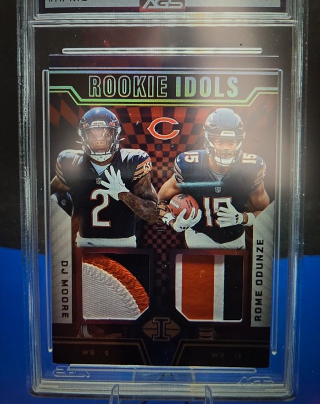 2024 Panini Illusions Rookie Idols Dual Memorabilia D.J. Moore, Rome Odunze — front