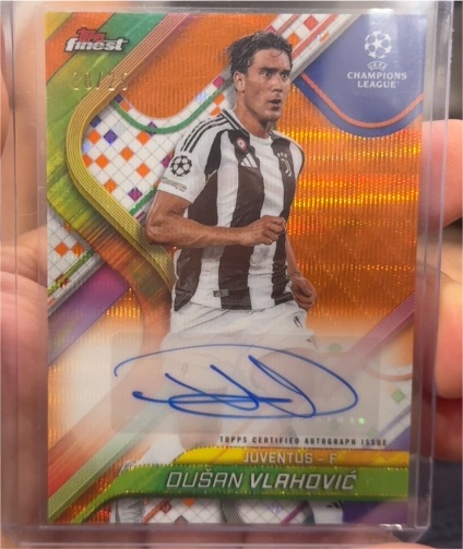 2024-25 Topps Finest UEFA Club Competitions #20 Dusan Vlahovic — front