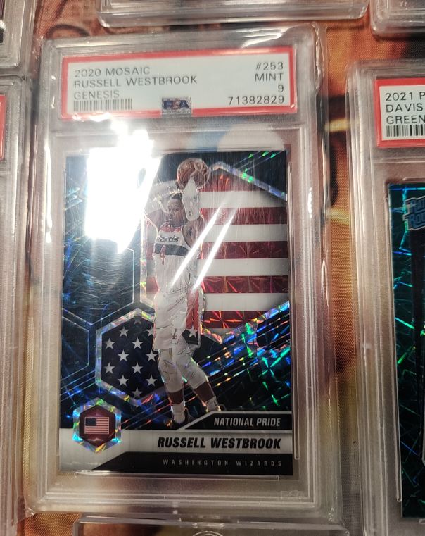 2020 Panini Mosaic #253 Russell Westbrook Genesis National Pride — front