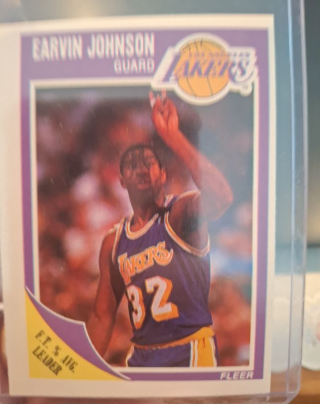 1989-90 Fleer #77 Earvin Johnson — front