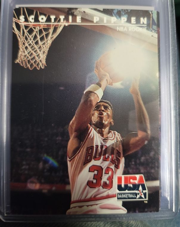 1992 SkyBox USA #65 Scottie Pippen — front