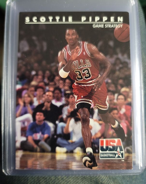 1992 SkyBox USA #66 Scottie Pippen — front