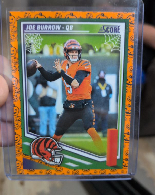 2025 Panini Score-A-Treat #284 Joe Burrow — front