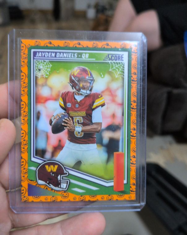 2025 Panini Score-A-Treat #195 Jayden Daniels — front