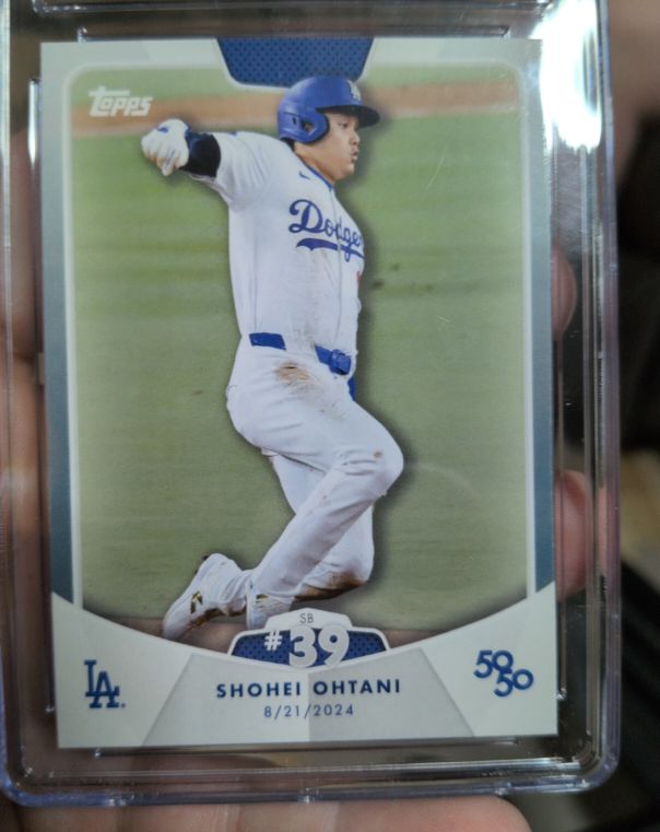 2024 Topps 50/50 #39 Shohei Ohtani — front