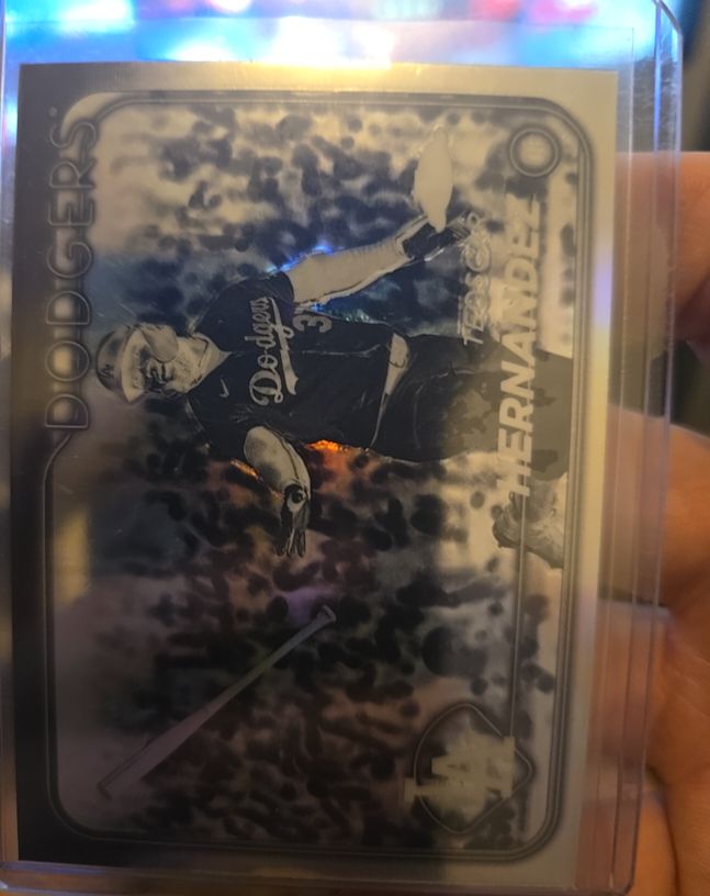 2024 Topps Chrome #57 Teoscar Hernandez — front