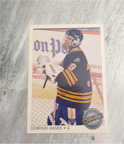 1992-93 O-Pee-Chee Premier #50 Dominik Hasek — front