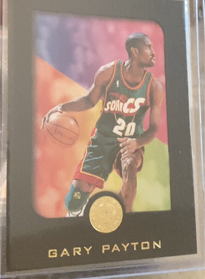 1995-96 SkyBox E-XL #77 Gary Payton — front