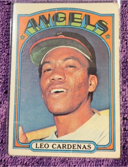 1972 Topps #561 Leo Cardenas — front