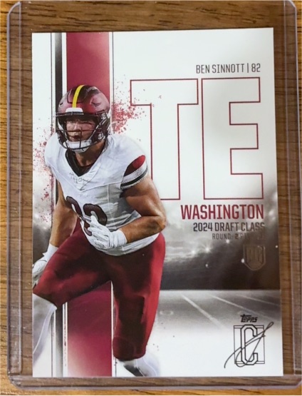 2024 Topps Signature Class #200 Ben Sinnott — front
