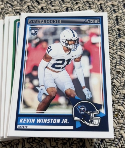 2025 Panini Score #97 Kevin Winston Jr. — front