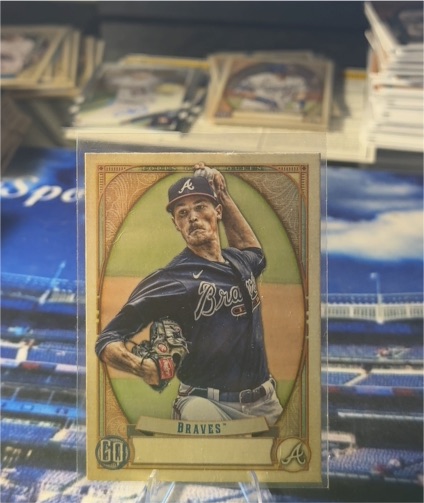 2015 Topps Gypsy Queen #119 Atlanta Braves Pitcher — front