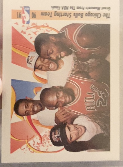 1991-92 SkyBox #337 The Chicago Bulls Starting Team — front