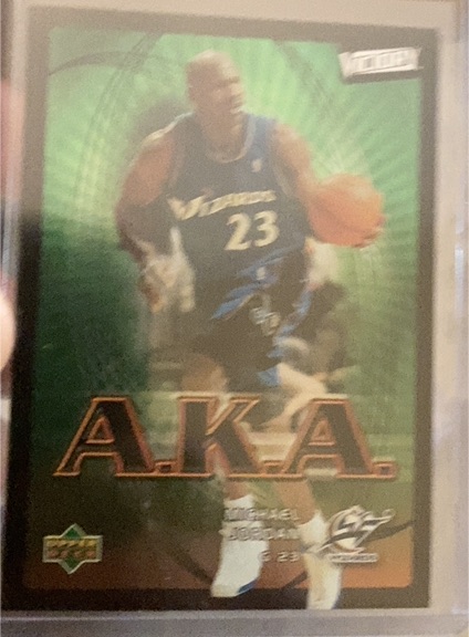 2003-04 Upper Deck Victory #211 Michael Jordan — front