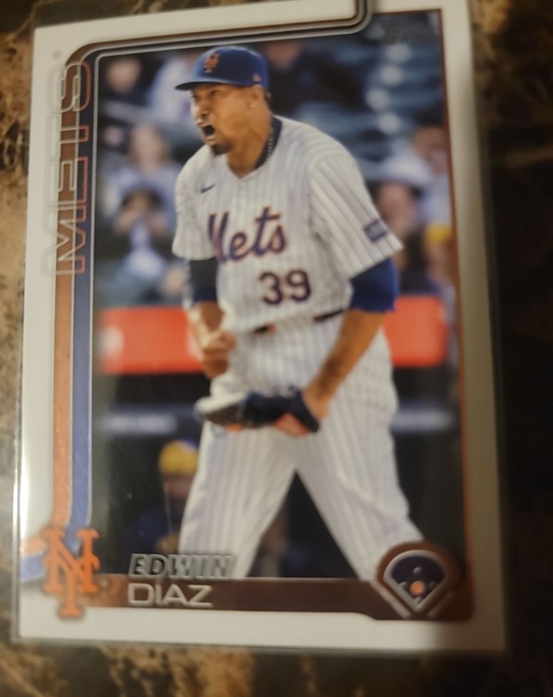 2025 Topps Series 1 #286 Edwin Diaz — front