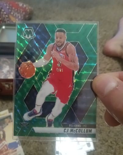 2024-25 Panini Mosaic #191 CJ McCollum — front