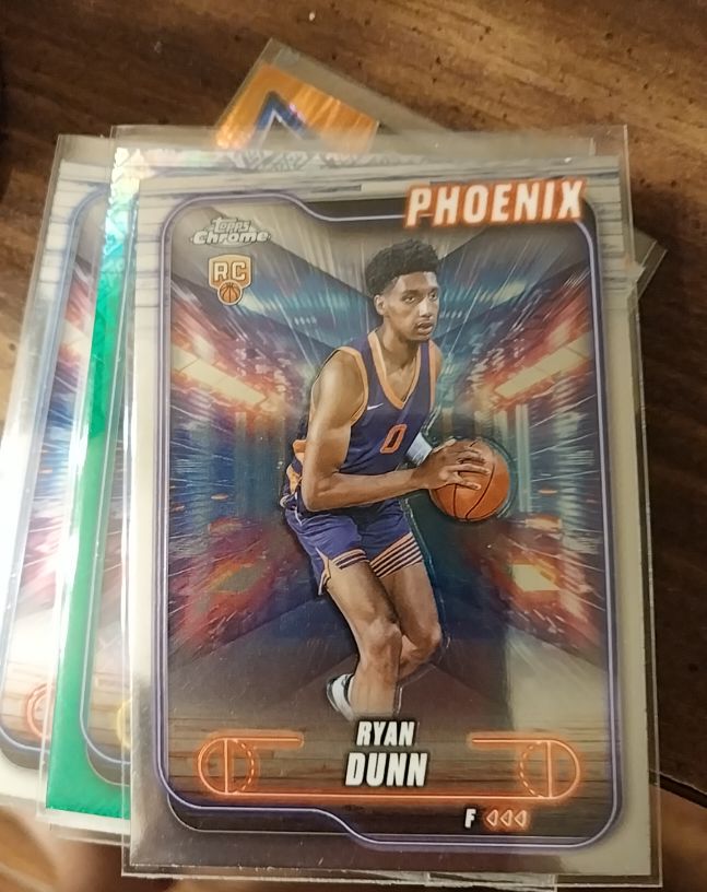 2024-25 Topps Chrome #182 Ryan Dunn — front