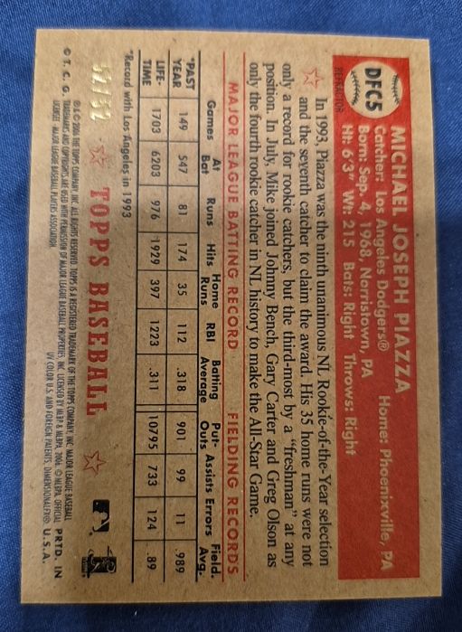 1994 Topps #215 Michael Joseph Piazza — front
