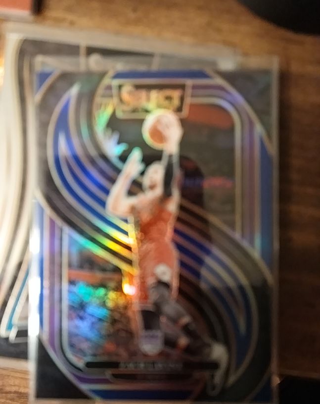 2024-25 Panini Select Premier Level Basketball Card — front