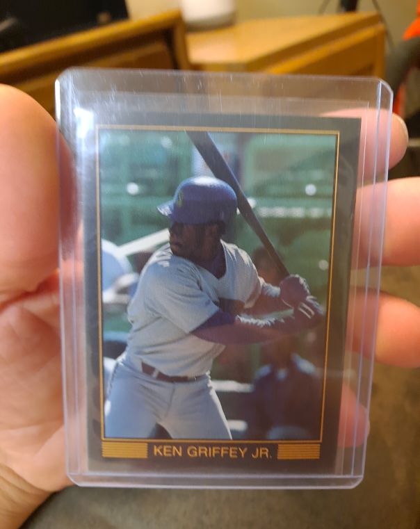 1989 Topps #1 Ken Griffey Jr. — front