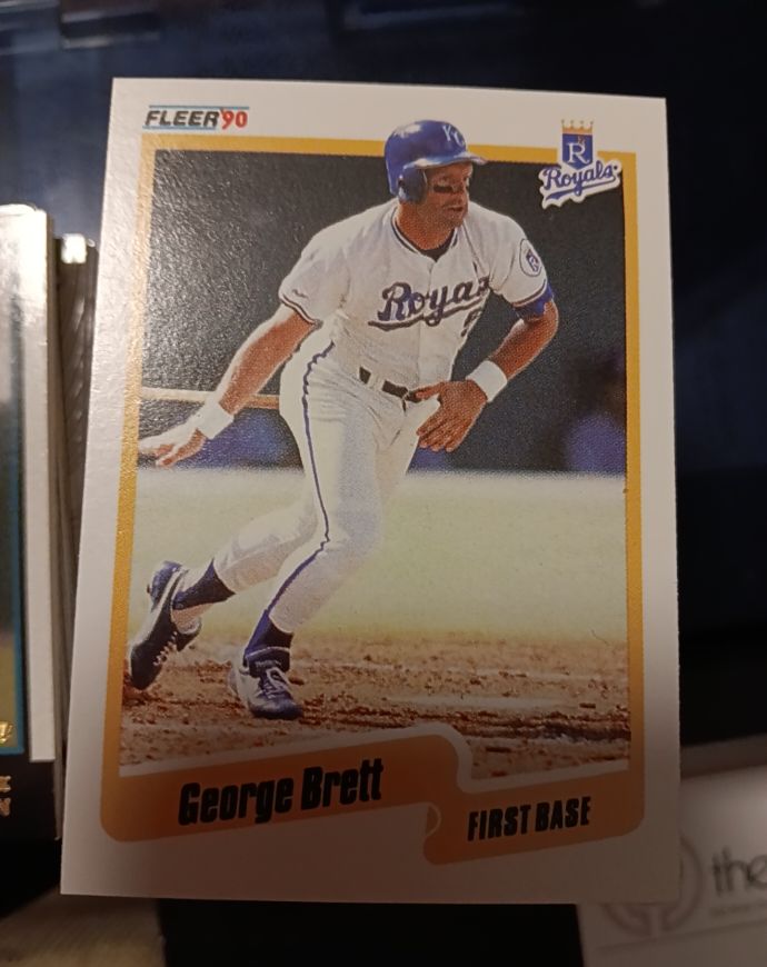 1990 Fleer #90 George Brett — front