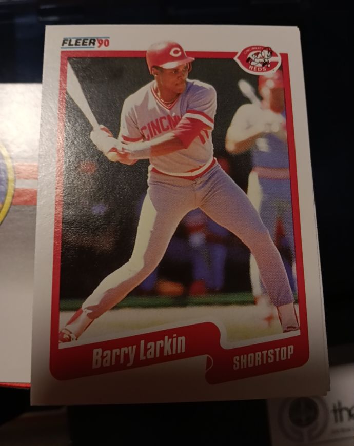 1990 Fleer #90 Barry Larkin — front