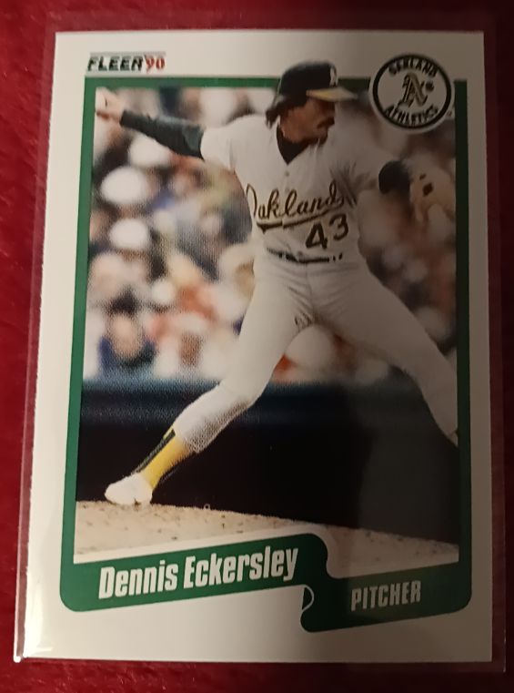 1990 Fleer #43 Dennis Eckersley — front