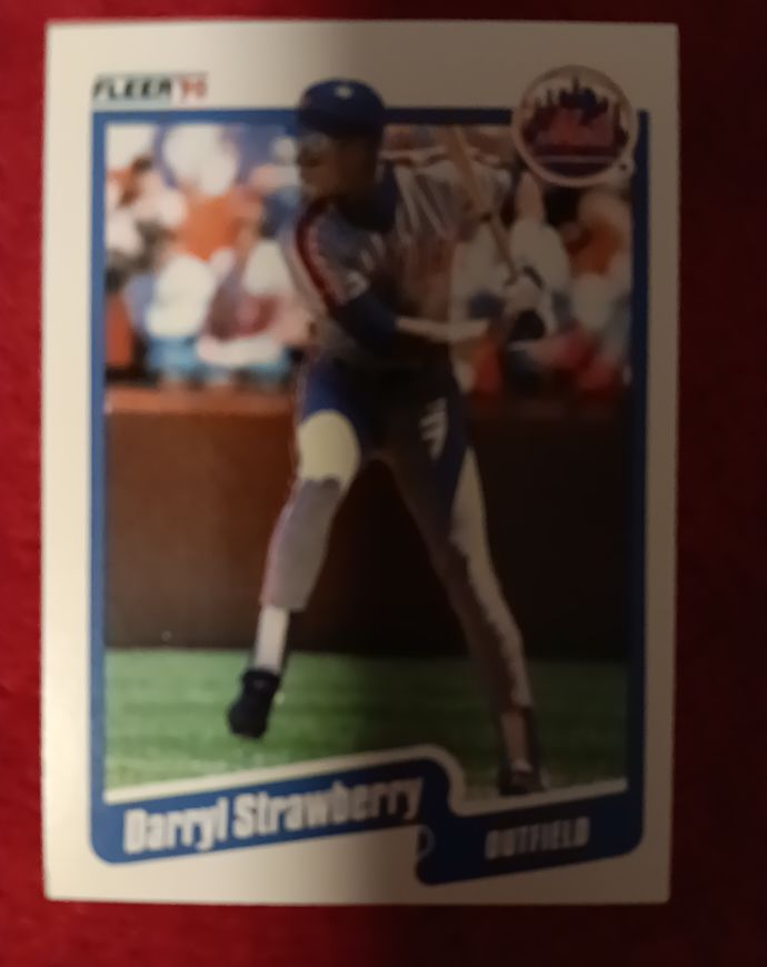 1990 Fleer #75 Darryl Strawberry — front
