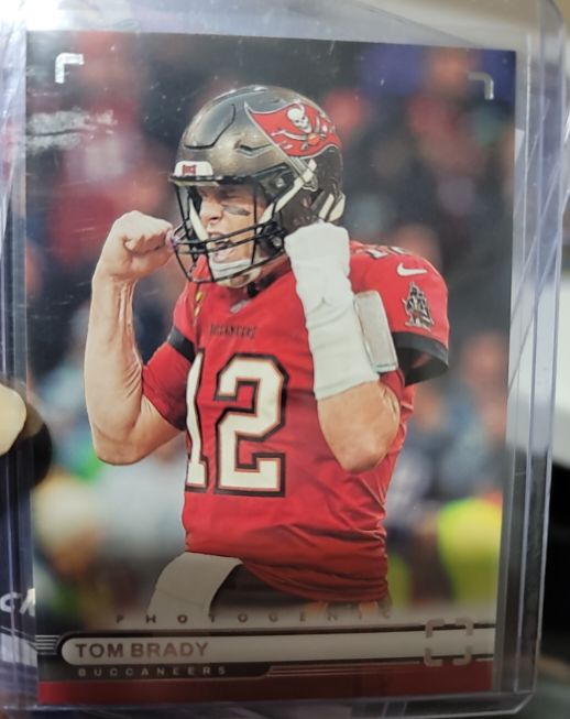 2021 Panini Chronicles #1 Tom Brady — front