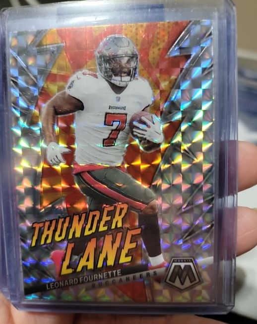 2021 Panini Mosaic Thunder Lane Leonard Fournette — front