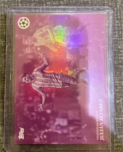 2023 Topps UEFA Champions League Julian Alvarez — front
