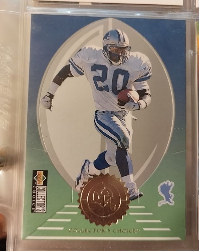 1997 Upper Deck Collector's Choice Mini-Standee #ST18 Barry Sanders — front