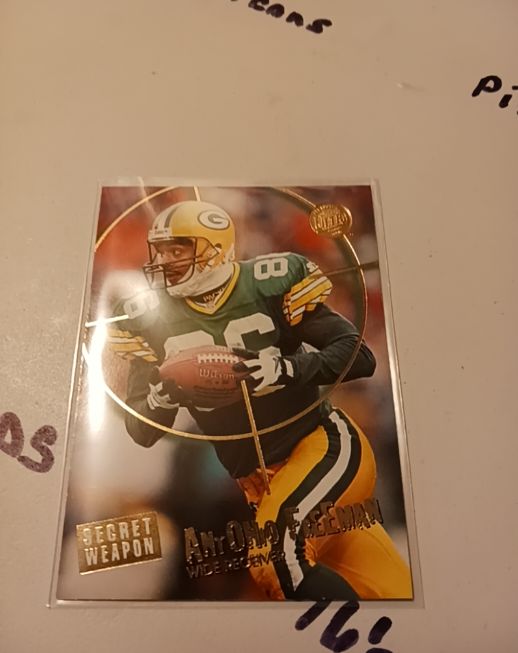 1996 Fleer Ultra #192 Antonio Freeman — front