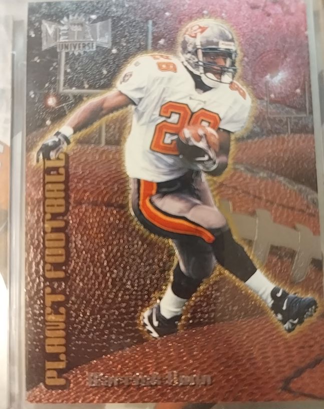 1998 Metal Universe Planet Football #3 Warrick Dunn — front