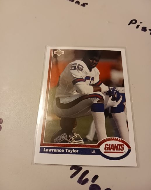 1991 Upper Deck #445 Lawrence Taylor — front