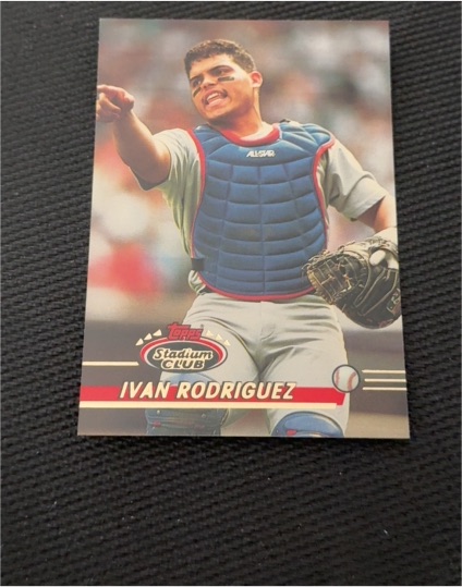 1993 Topps Stadium Club #524 Ivan Rodriguez — front