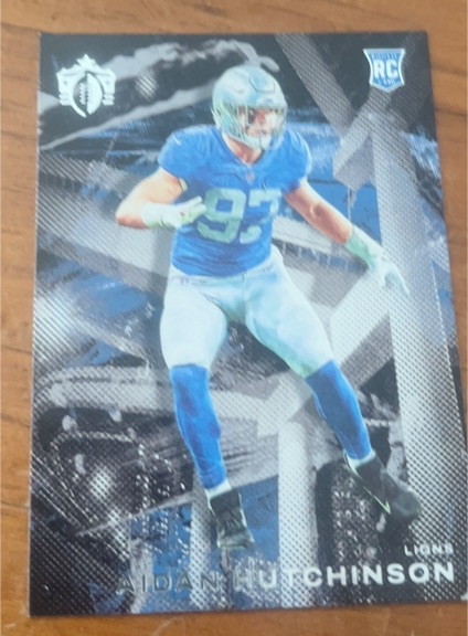 2022 Panini Chronicles Gridiron Kings #GK-10 Aidan Hutchinson — front