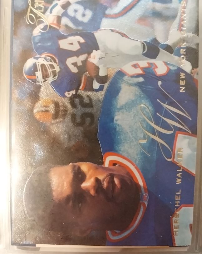 1995 Flair #140 Herschel Walker — front