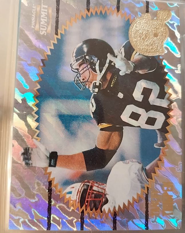 1996 Pinnacle Summit #82 Ernie Mills — front