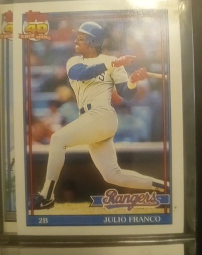1991 Topps #775 Julio Franco — front