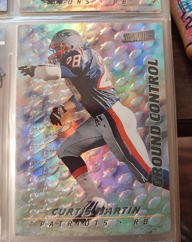 1997 Topps Stadium Club Ground Control #GC2 Curtis Martin — front