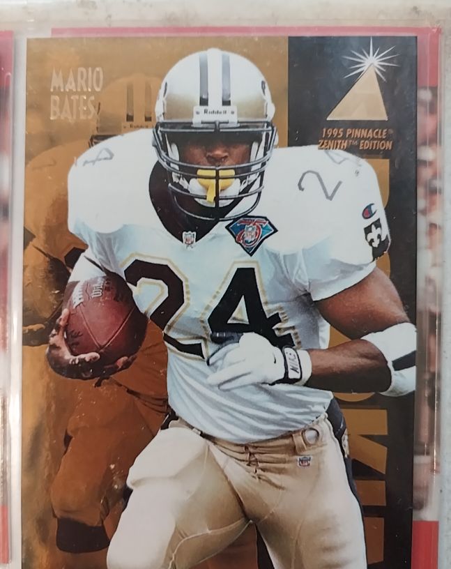 1995 Pinnacle Zenith #Z135 Mario Bates — front