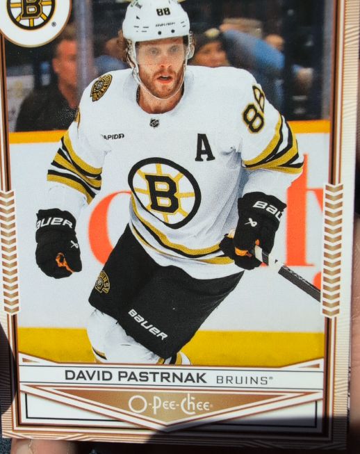 2024-25 Upper Deck O-Pee-Chee Glossy #OG-17 David Pastrnak — front