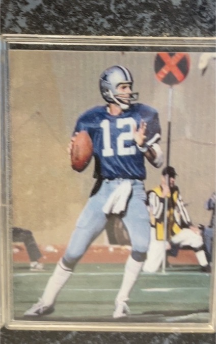 1970 Topps #12 Roger Staubach — front