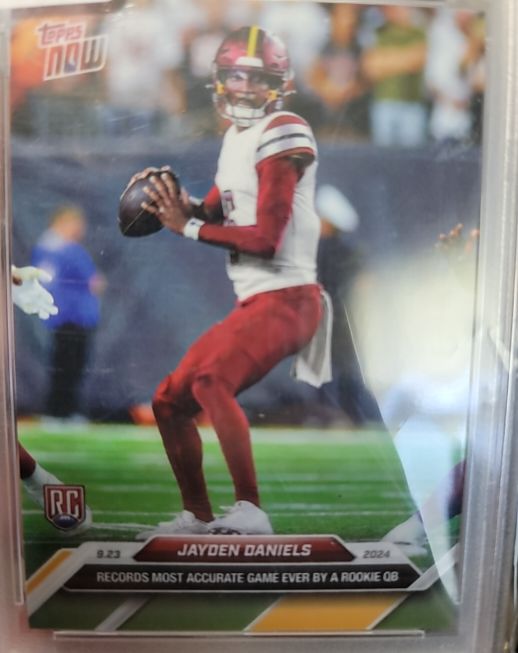 2024 Topps Now #5 Jayden Daniels — front