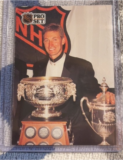 1991-92 Pro Set #324 Wayne Gretzky — front