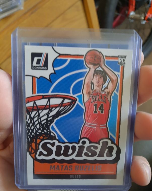2024-25 Panini Donruss Swish #14 Matas Buzelis — front